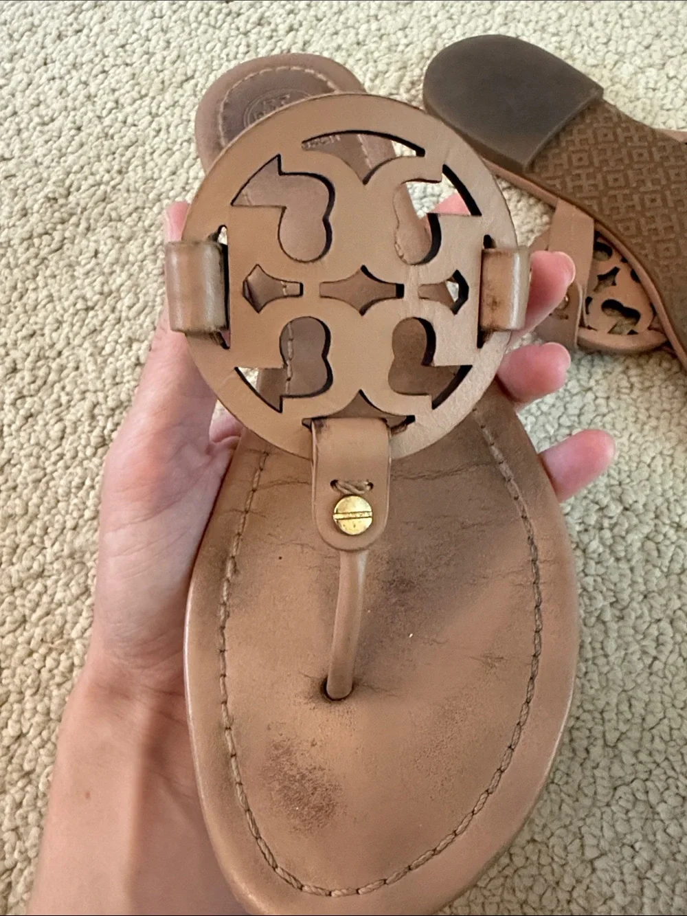 Tory Burch Leather Logo Thong Sandals - Brown